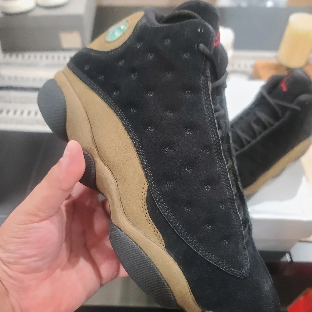 Jordan 13 - Picture 6 of 6
